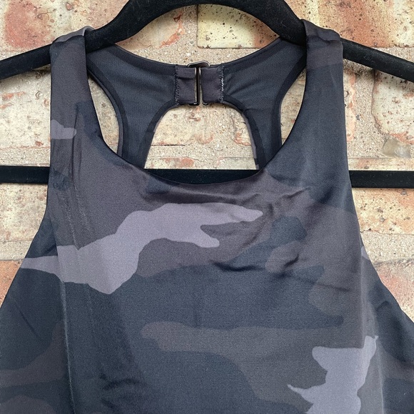 Athleta Freestyle Camo Tankini🖤 - Picture 4 of 12